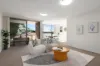 Light-Filled Apartment with Harbour Bridge and City Skyline Views