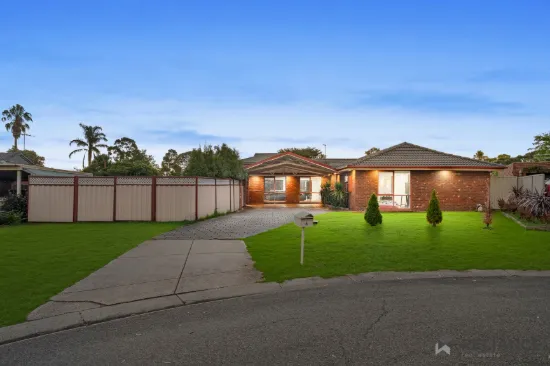 Spacious 6-Bedroom Family Haven Moments from Woodgrove Shopping Centre