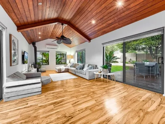 BLISSFUL COASTAL LIVING WITH A BREATHTAKING BEACHY-BOHO ELEGANCE!