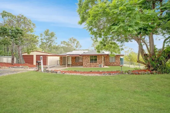 Charming Lowset Brick home in Quiet Cul-De-Sac- Plenty of sheds