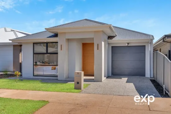 Stunning Brand-New Home with Modern Finishes  6 MARINO ST ANDREWS FARM SA 5114