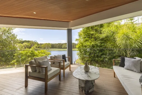North East Family Home in the Exclusive Lakelands Golf Course Estate