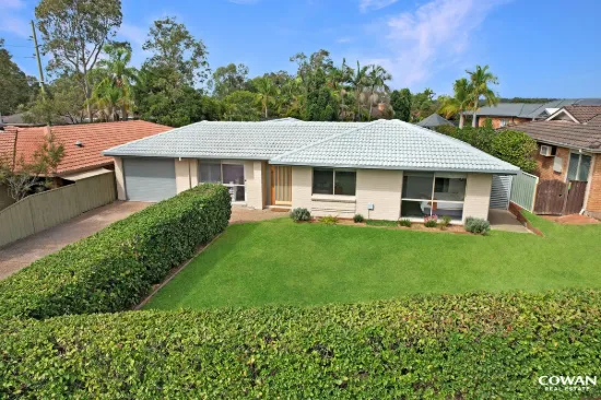 STYLISHLY RENOVATED FAMILY HOME WITH POOLSIDE VIEWS & EFFORTLESS ENTERTAINING