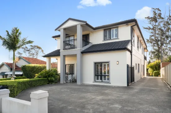 Spacious Family Living with Endless Potential