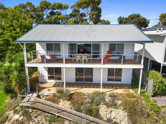 Murray River Escape with Room to Grow
