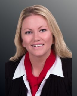 Lauren   Mandolene - Real Estate Agent