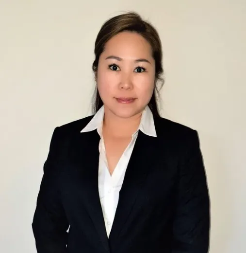 Amy Chau - Real Estate Agent at Viccivic Real Estate - TARNEIT
