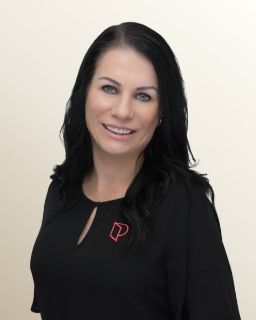 Kristy Selleck - Real Estate Agent