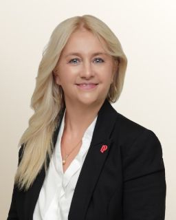Claire McAuliffe - Real Estate Agent