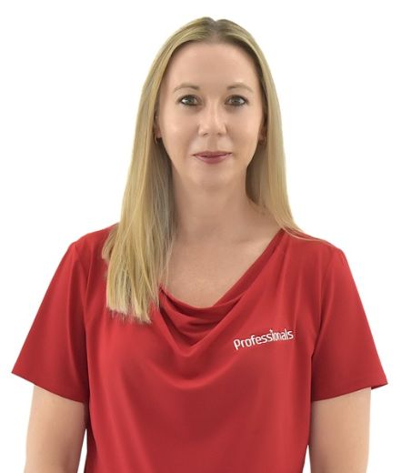 Michelle Gillespie - Real Estate Agent at Professionals Paradise Realty