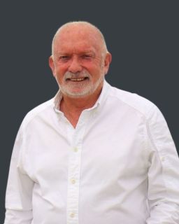 Mike  Parsons - Real Estate Agent