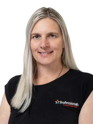 Melissa La Brooy - Real Estate Agent at Professionals Property Plus Canning Vale / Thornlie - THORNLIE