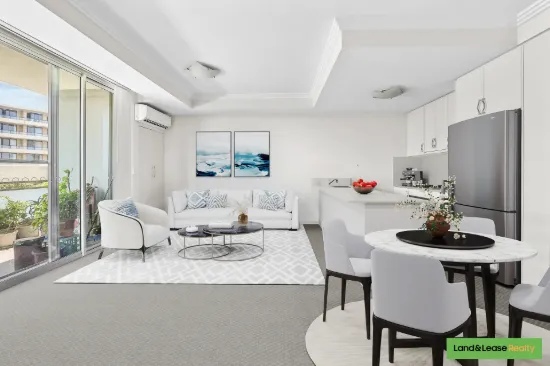 Spacious Sixth-Floor Apartment with District Views & Two Balconies