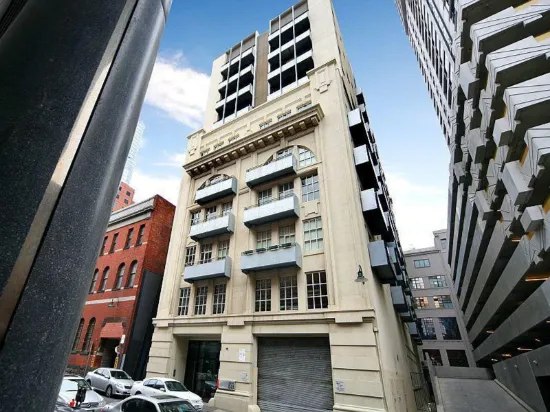 An ideal set & forget investment in a blue chip CBD location.