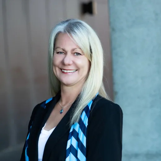 Yvonne Charylo - Real Estate Agent at Harcourts - FRANKSTON