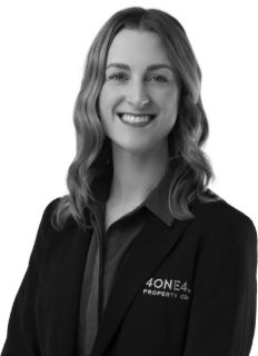 Brooke Hall - Real Estate Agent