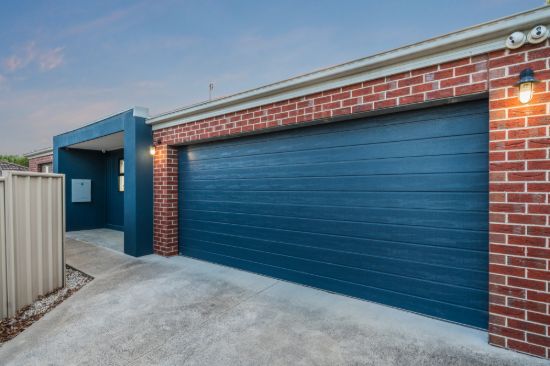 Modern Low-Maintenance Living in a Prime Leopold Location
