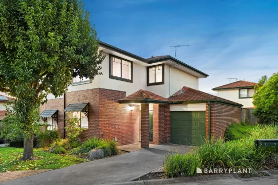 Spacious, Private & Excellent Location
