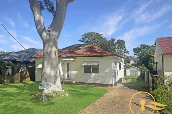 Prime Investment Opportunity | Renovator or Development Potential