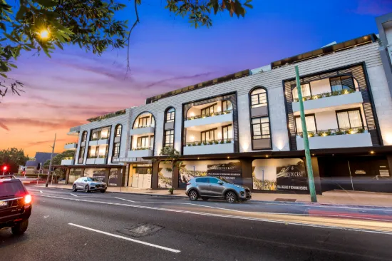 The Aristocrat of Rose Bay