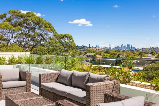 The Aristocrat of Rose Bay