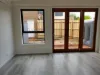 63 Main Road, Clayton South