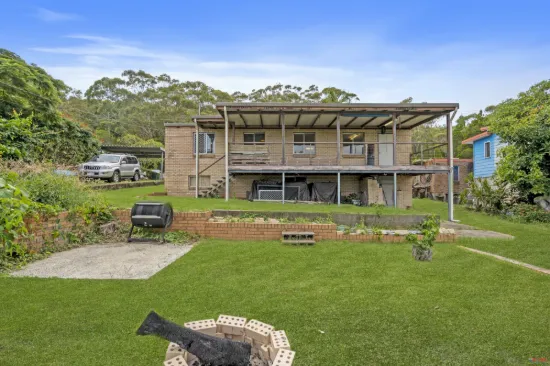 Elevated Blank Canvas with Sweeping 180° Moreton Bay Views