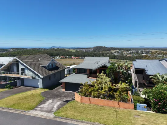 Ocean Views & Elevation in Red Head