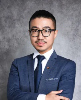 Alex Bi - Real Estate Agent