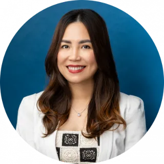 Polly Nguyen - Real Estate Agent