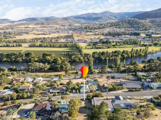 64 Sharland Avenue, New Norfolk 7140 Tas