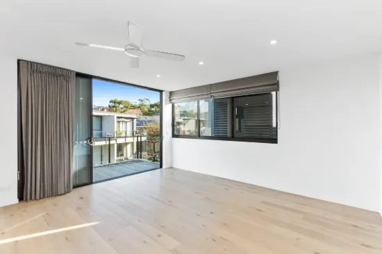 Central, Stylish & Low-Maintenance