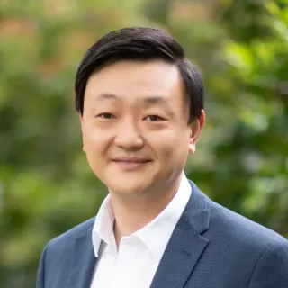 Tony Lu - Real Estate Agent