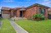 Freestanding Family Living with Lifestyle Convenience & Scope to Enhance