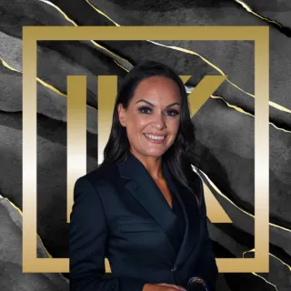 Eloise  Pouhila - Real Estate Agent