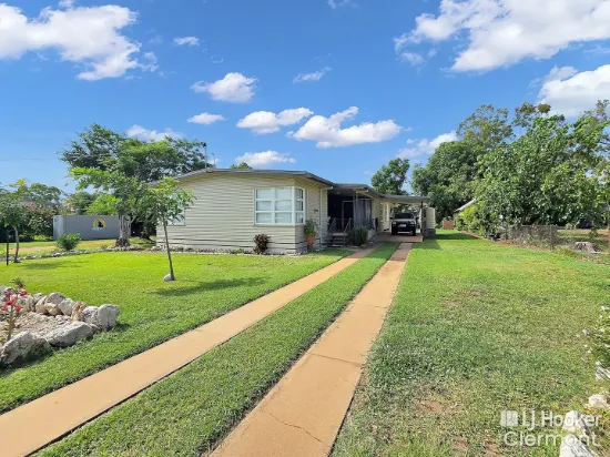 Expansive Family Living on a Rare Double Block â Fully Furnished, Move-In Ready