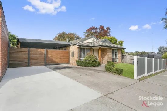 Entertainer’s Delight in Prime Langwarrin Location!