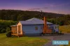 Charming 3 bed renovated country cottage with huge 4 bay shed