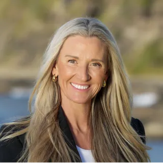 Bernadette Farrell - Real Estate Agent