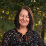 Julie Draney - Real Estate Agent From - Ray White - Annerley