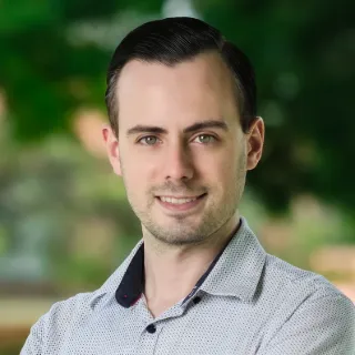 Warren Redfern - Real Estate Agent