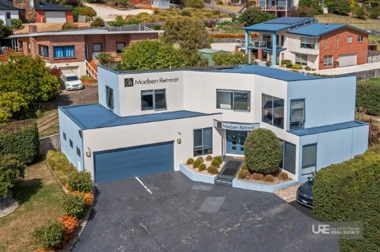 Sought After Lifestyle Opportunity in Penguin