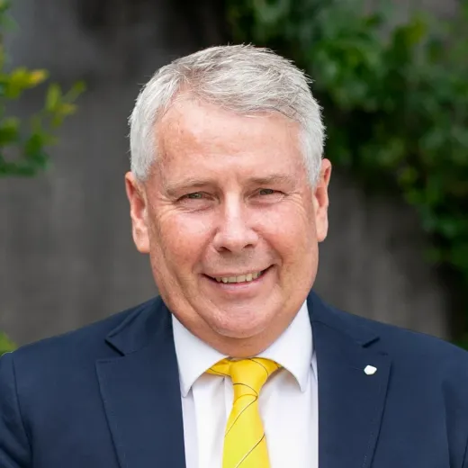 Mike Roberts - Real Estate Agent at Ray White - Southport