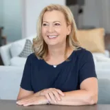 Jayne Lofthouse - Real Estate Agent From - Harcourts Broadbeach - Mermaid Waters