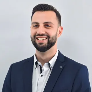 Jacob Halwi - Real Estate Agent
