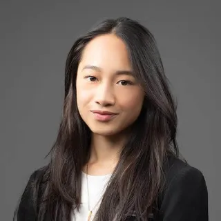 Chloe Lih - Real Estate Agent