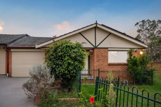 Convenient Location - Walk to School, Shops and Station !