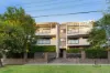 Double Brick, Small Complex, Low Strata 