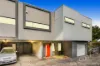 EASY LIVING NEAR BOX HILL HIGH AND DEAKIN UNI
