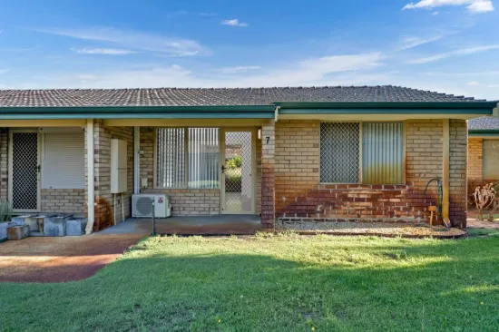 Fantastic Retirement Living in Como
